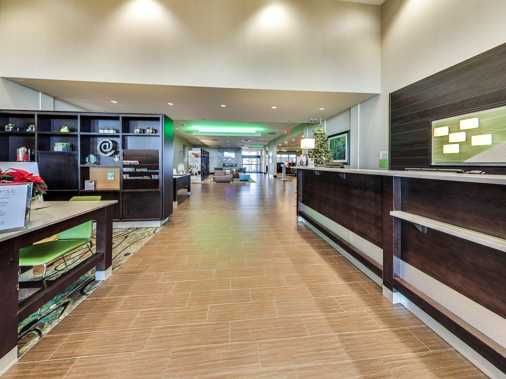 Holiday Inn Hotel & Suites Edmonton Airport Conference Centre By Ihg Nisku Dış mekan fotoğraf