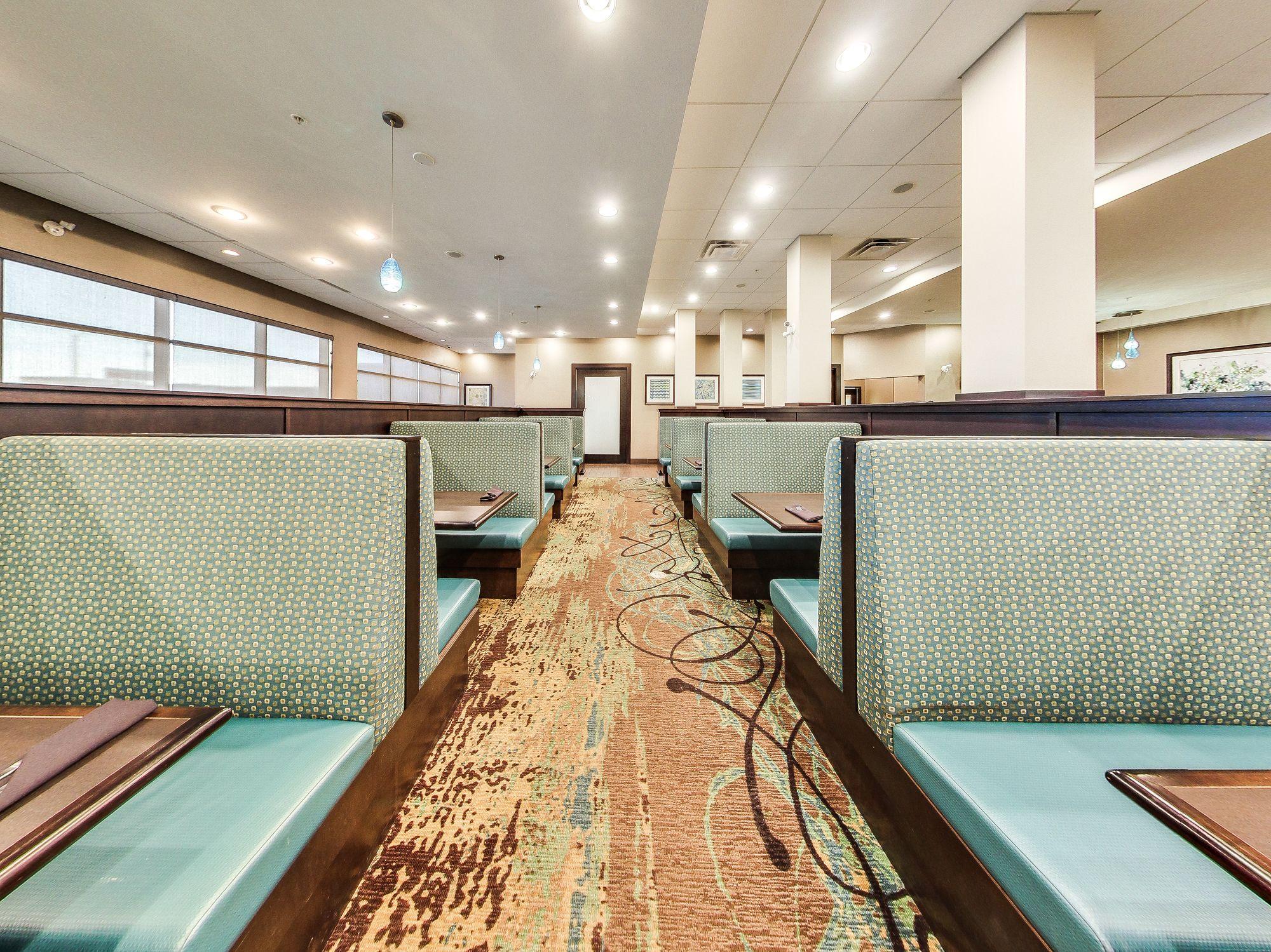 Holiday Inn Hotel & Suites Edmonton Airport Conference Centre By Ihg Nisku Dış mekan fotoğraf