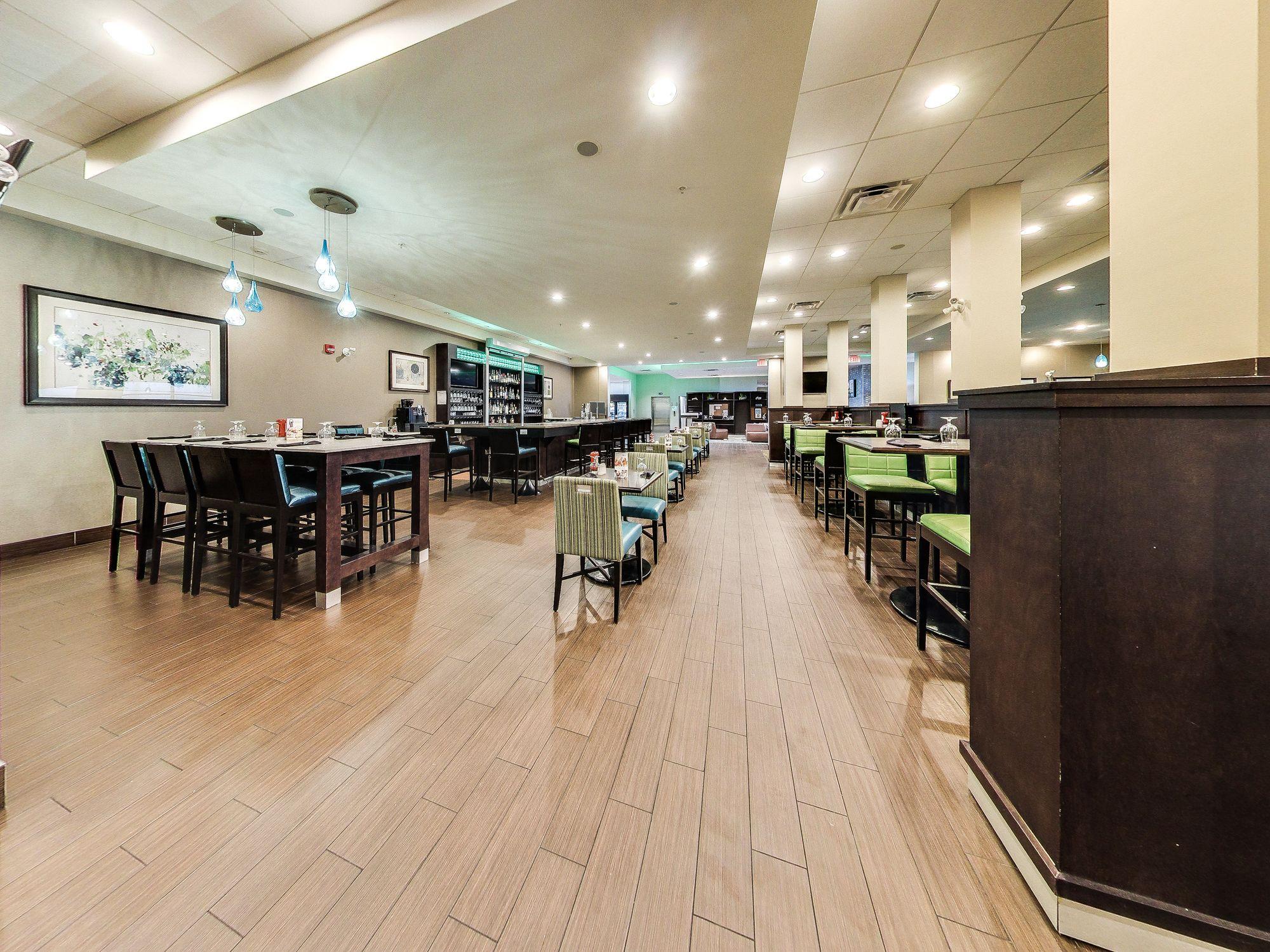 Holiday Inn Hotel & Suites Edmonton Airport Conference Centre By Ihg Nisku Dış mekan fotoğraf